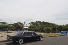 Marino del Pacífico Park. COSTA RICA PUNTARENAS LIMOUSIONE 300D MERCEDES LWB LANG W123