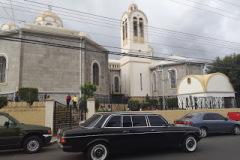 Basílica de Nuestra Señora de los Ángeles. COSTA RICA LIMOUSINE SERVICE MERCEES 300D